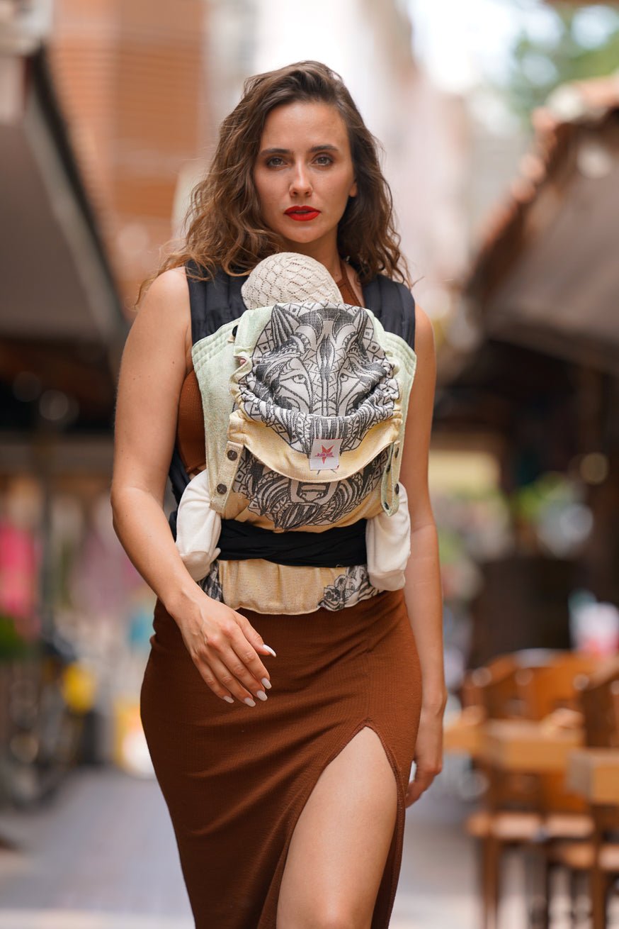 Babytrage TaiTai Wild Mandala Wolf - KOKADI